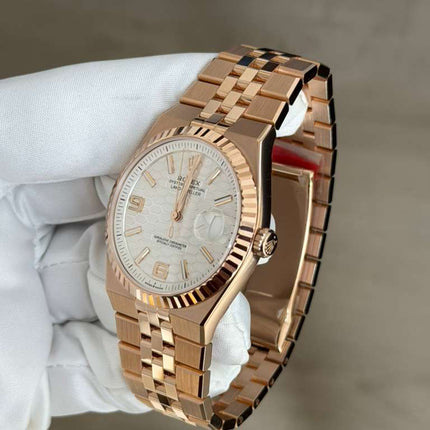 Rolex Land-Dweller 127335