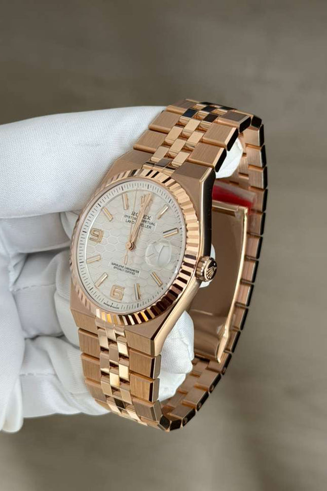 Rolex Land-Dweller 127335