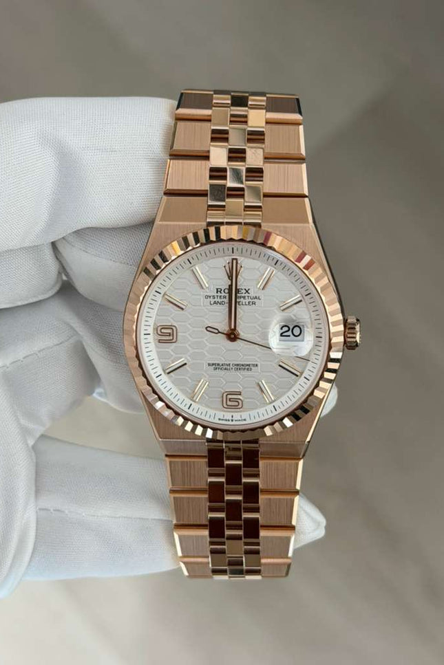 Rolex Land-Dweller 127335